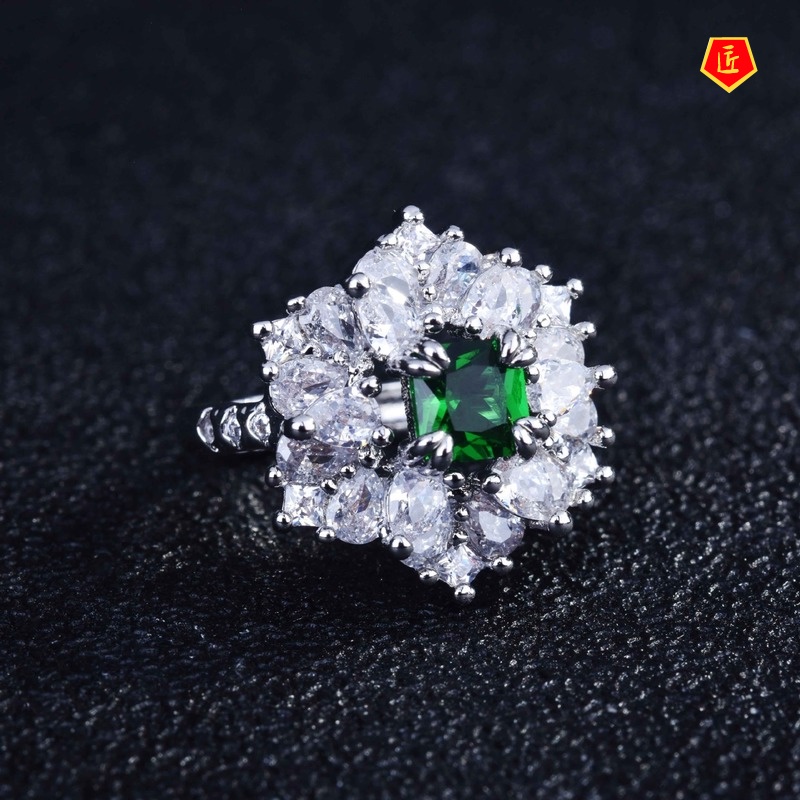 [Ready Stock]Square Diamond Natural Emerald Eagle Claw Ring Jewelry Design