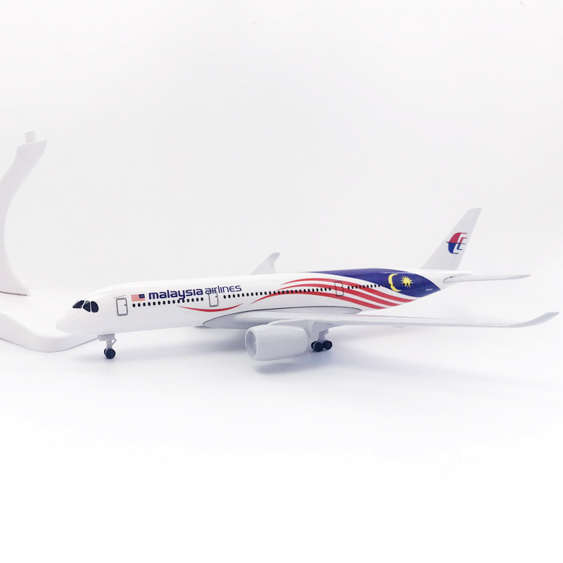 Miniatur Diecast Pesawat Terbang Malaysia Airlines A350-900 Bahan Metal Alloy Ukuran 16CM / 20CM Untuk Koleksi