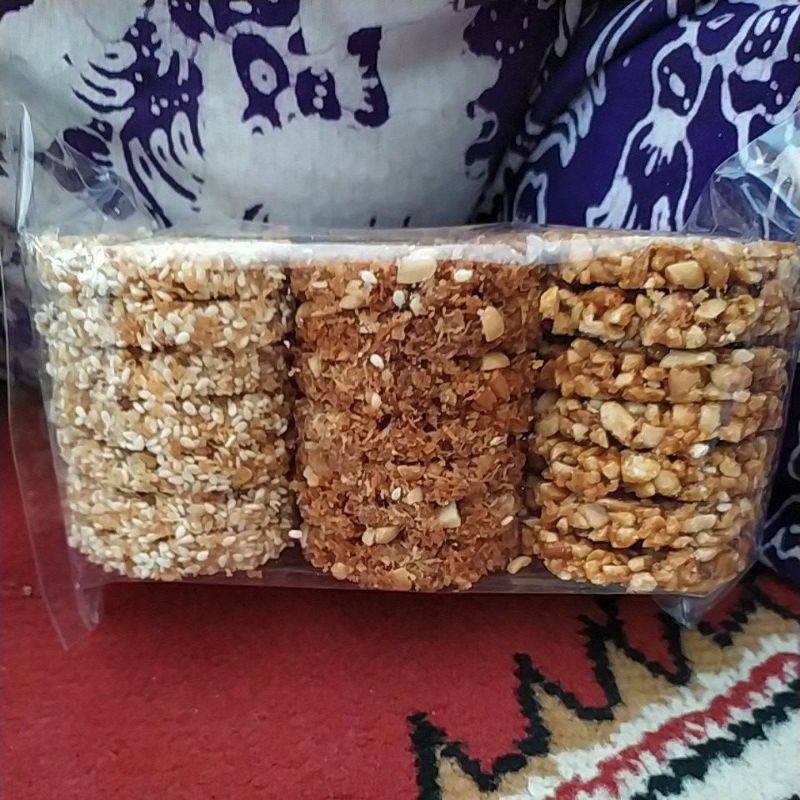

snack camilan dan oleh-oleh Enting-enting 3 rasa Oki Jaya