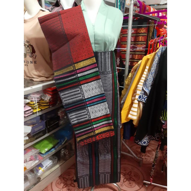 SONGKET TENUN ICOR TARUTUNG PENGANTIN BATAK MERAH SILVER MANDAR TARUTUNG KAIN SONGKET BATAK