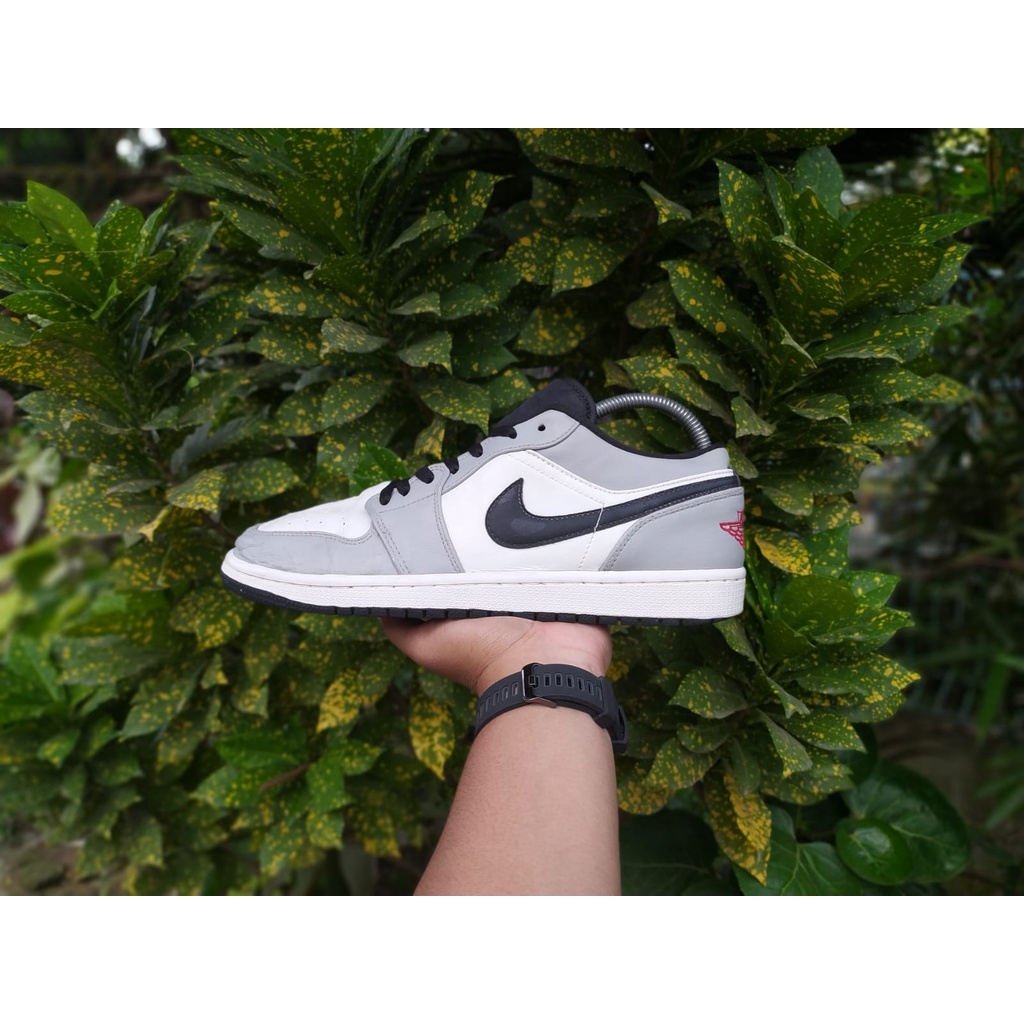 Air Jordan 1 Low Smoke Grey