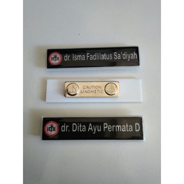 

Nametag Dokter