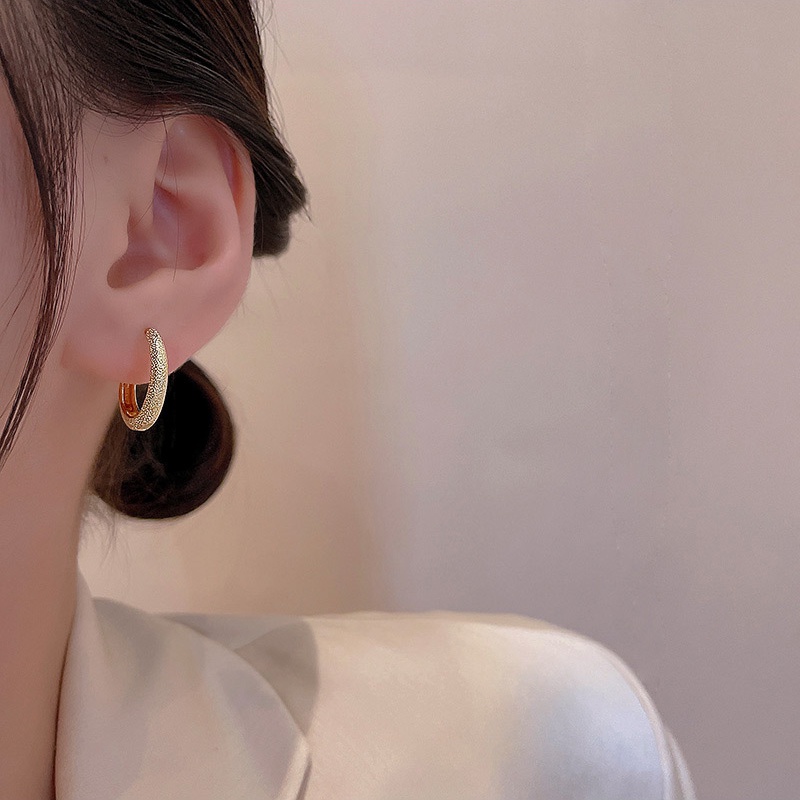 Anting Tusuk Bentuk Lingkaran Bahan 925 silver Untuk Wanita