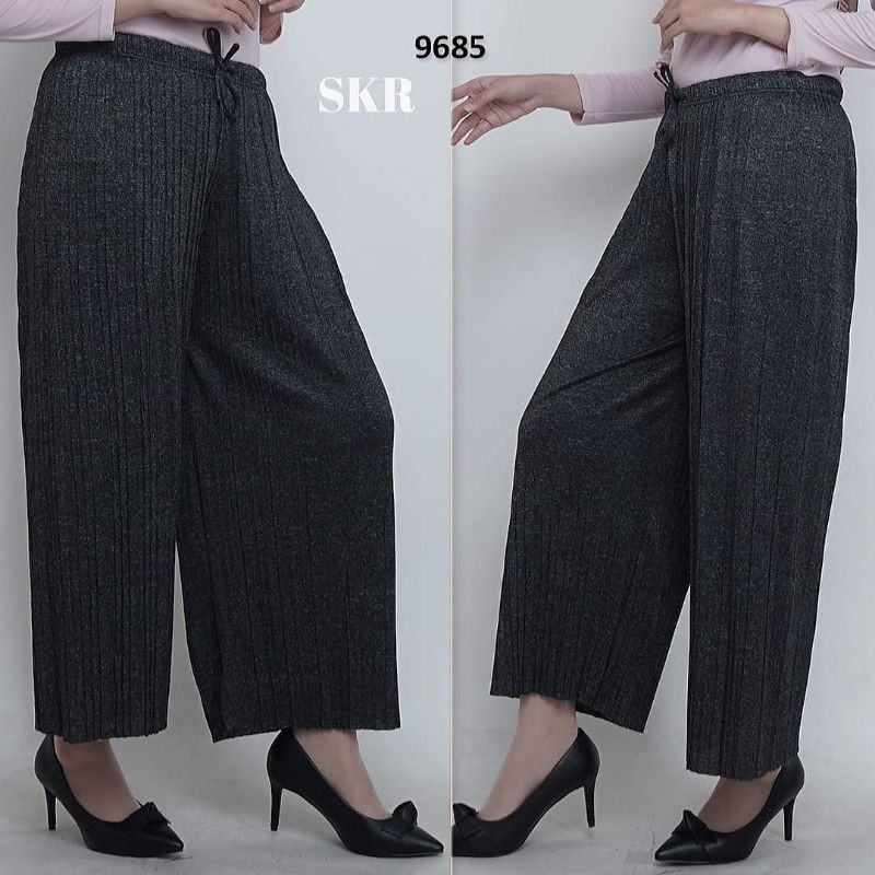 NEW CELANA KULOT POLOS  IMPORT / CELANA MURAH / CELANA IMPORT MURAH-Hitam