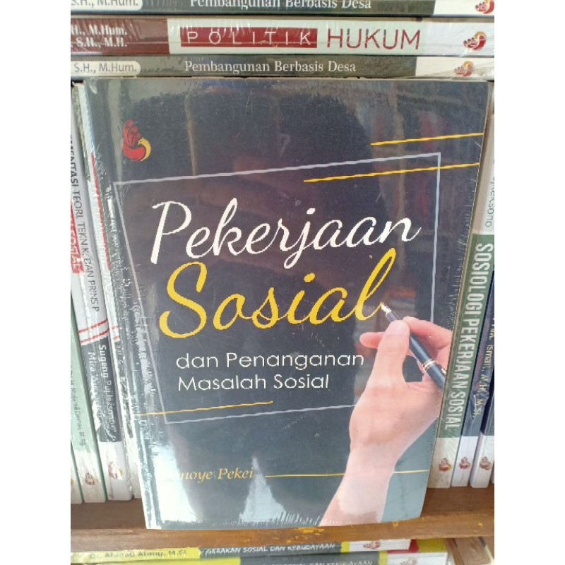 Pekerja Sosial dan Penanganan Masalah Sosial