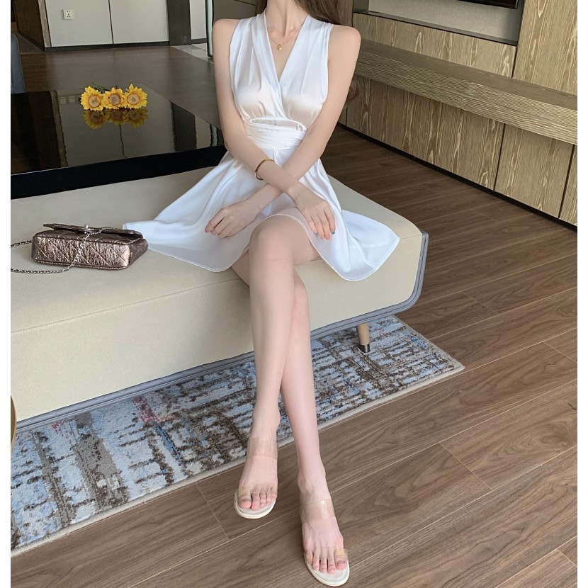 Suhao Superfine Rok Pendek Gaya Perancis Musim Panas Gaya Baru Off-Sleeve Strap Neck V-Neck Gaun Pinggang Tanpa Lengan Wanita