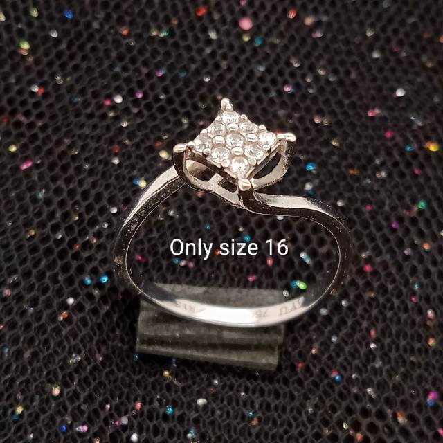 Cincin Emas 17 K - Putih 2.1gr Kadar 750 - 3297