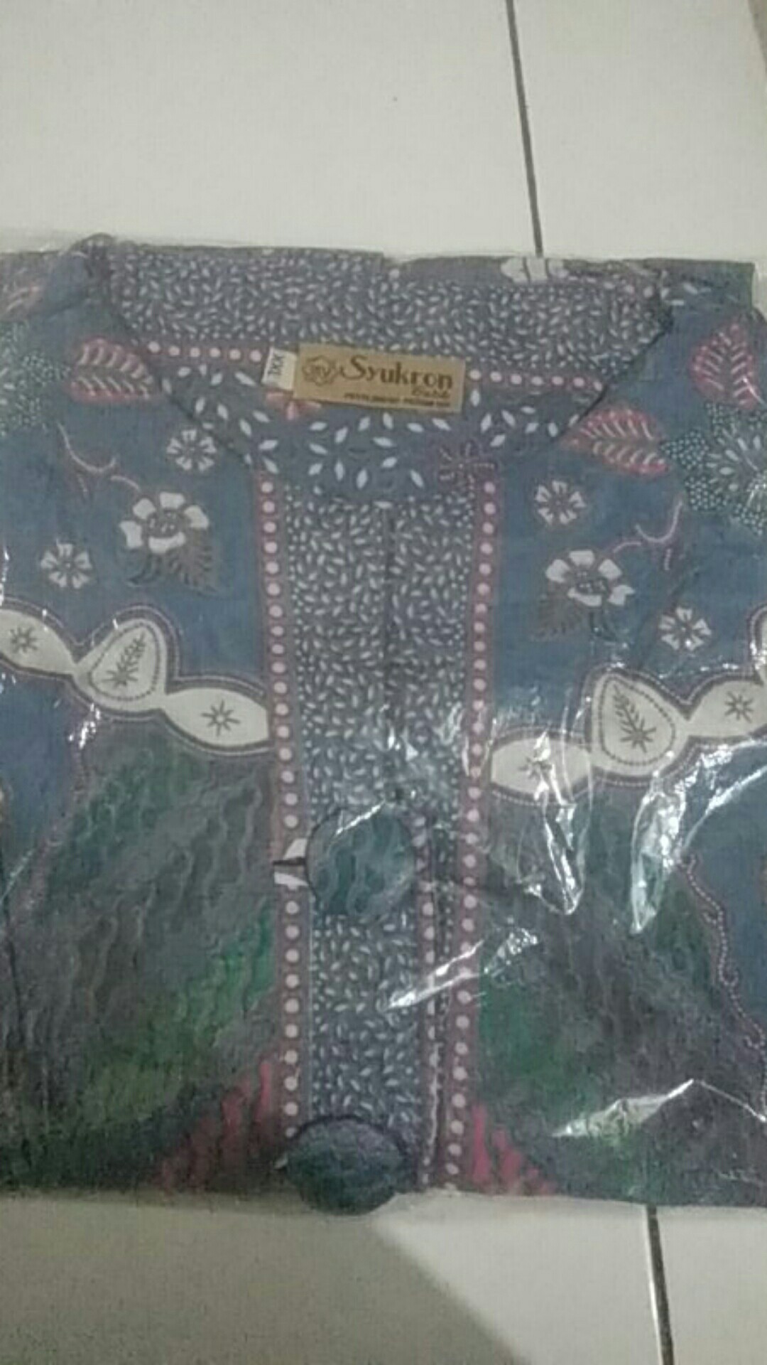 Atasan Batik Jumbo ,tunik Batik Wanita,atasan Batik Modern,blousebatik Jumbo,modern Batik-tunikmurah