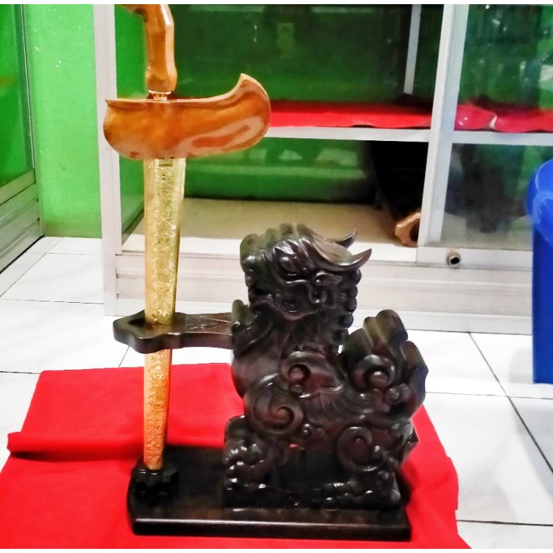 Jagrak Stand Keris Kayu Jati Ukir Singo Barong