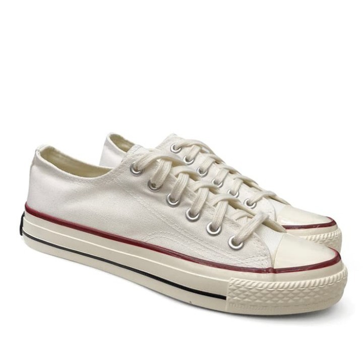 PVN Sepatu Sneakers Pria casual Bahan canvas