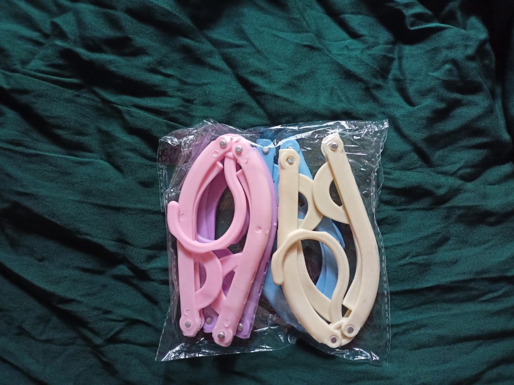 Hanger Lipat / Portable Hanger / Gantungan Lipat