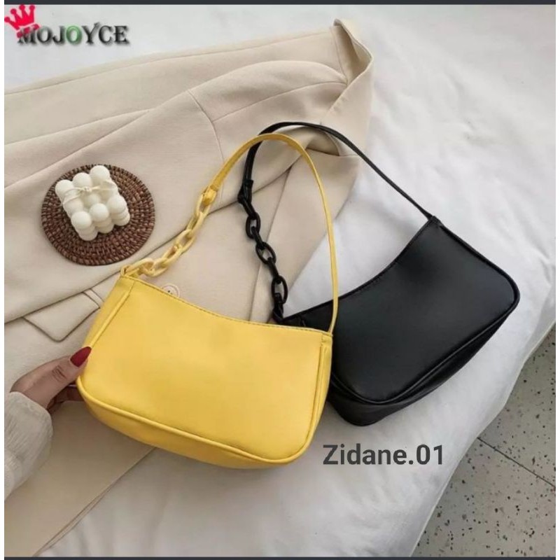 TAS BAHU MINISO RANTAI PLASTIK 02
