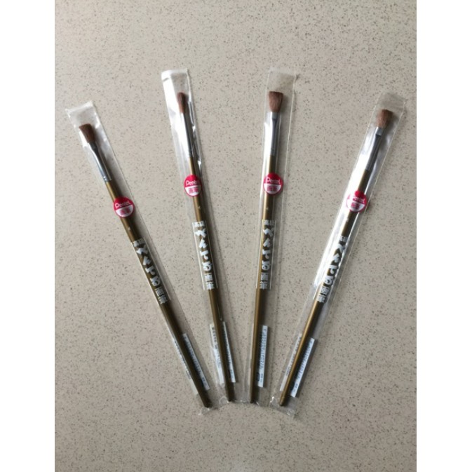 

Water Colour Brush 'PENTEL' Round - ZBS 1 no. 4