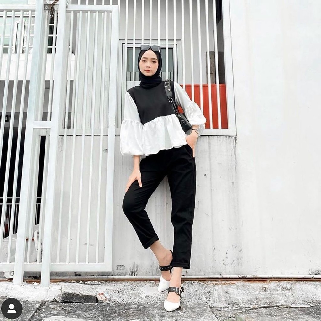 Shakila Top Atasan Blouse Pricilia Black White Fashion Muslim Terlaris