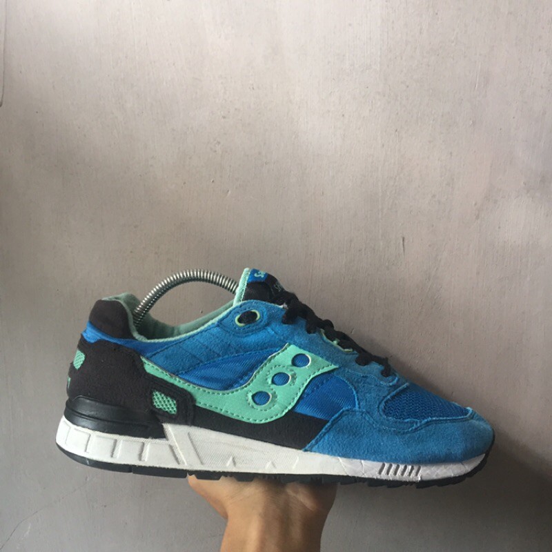saucony shadow 5000
