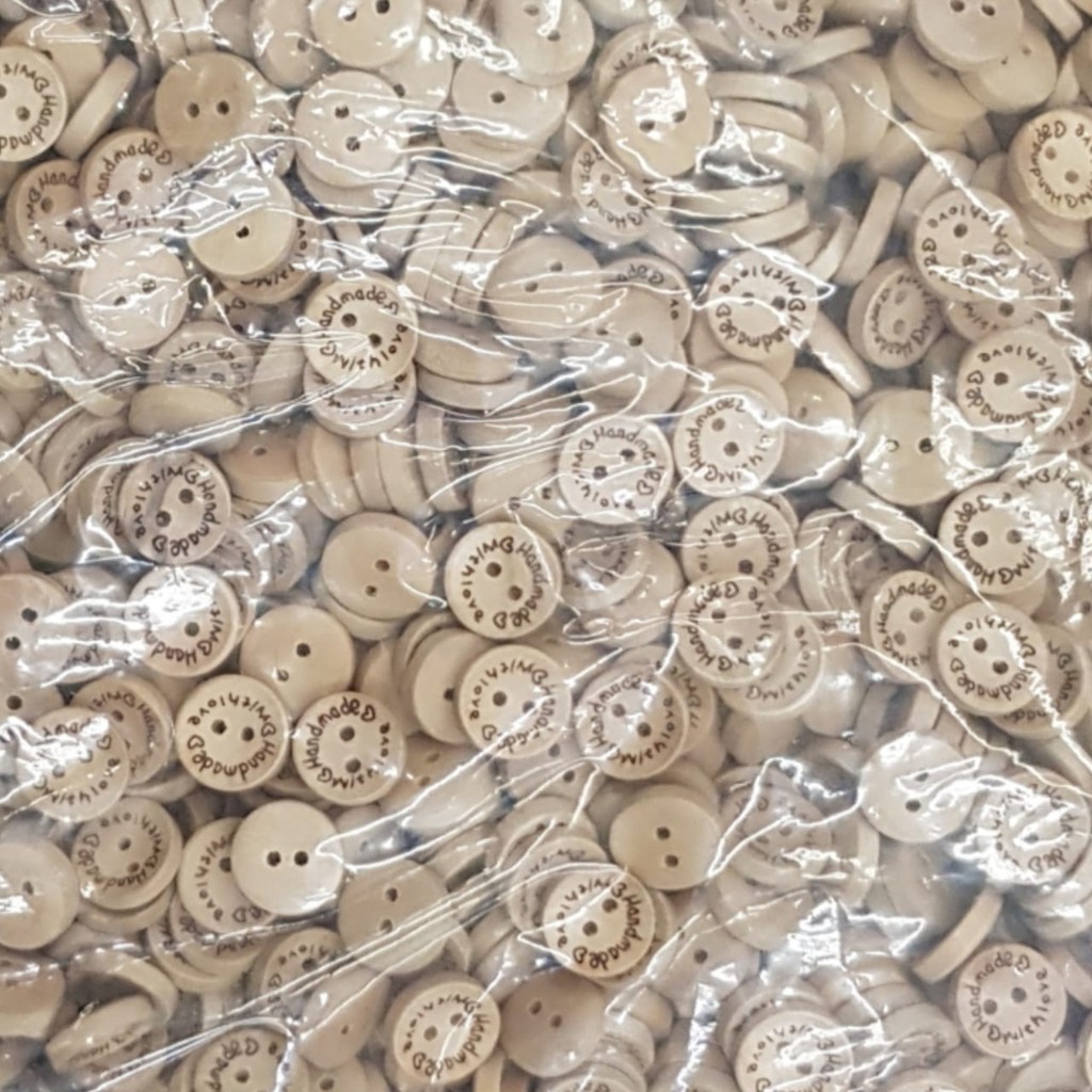 MIN ORDER Rp.10.000 - KANCING KAYU MOTIF HURUF HANDMADE DIY | UNTUK DEKORASI PERNIKAHAN