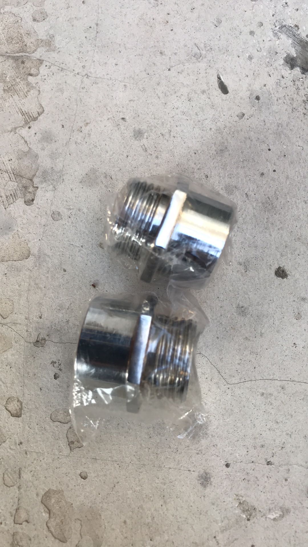 Sock Kran Pendek 1/2 Krom/ Nepel Sock Pendek 1/2 X 1/2 Krom