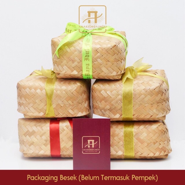 

Packaging Besek - Pempek Anaksungaimusi