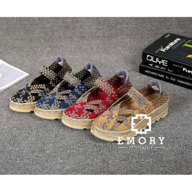 Sepatu rajut emory larrys