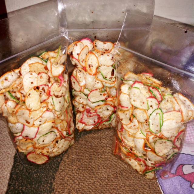 

KERUPUK SEBLAK KERING PEDAS 150 gr