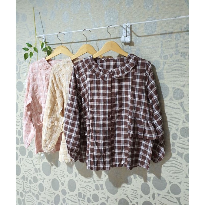 Kemeja blouse kotak kotak premium import