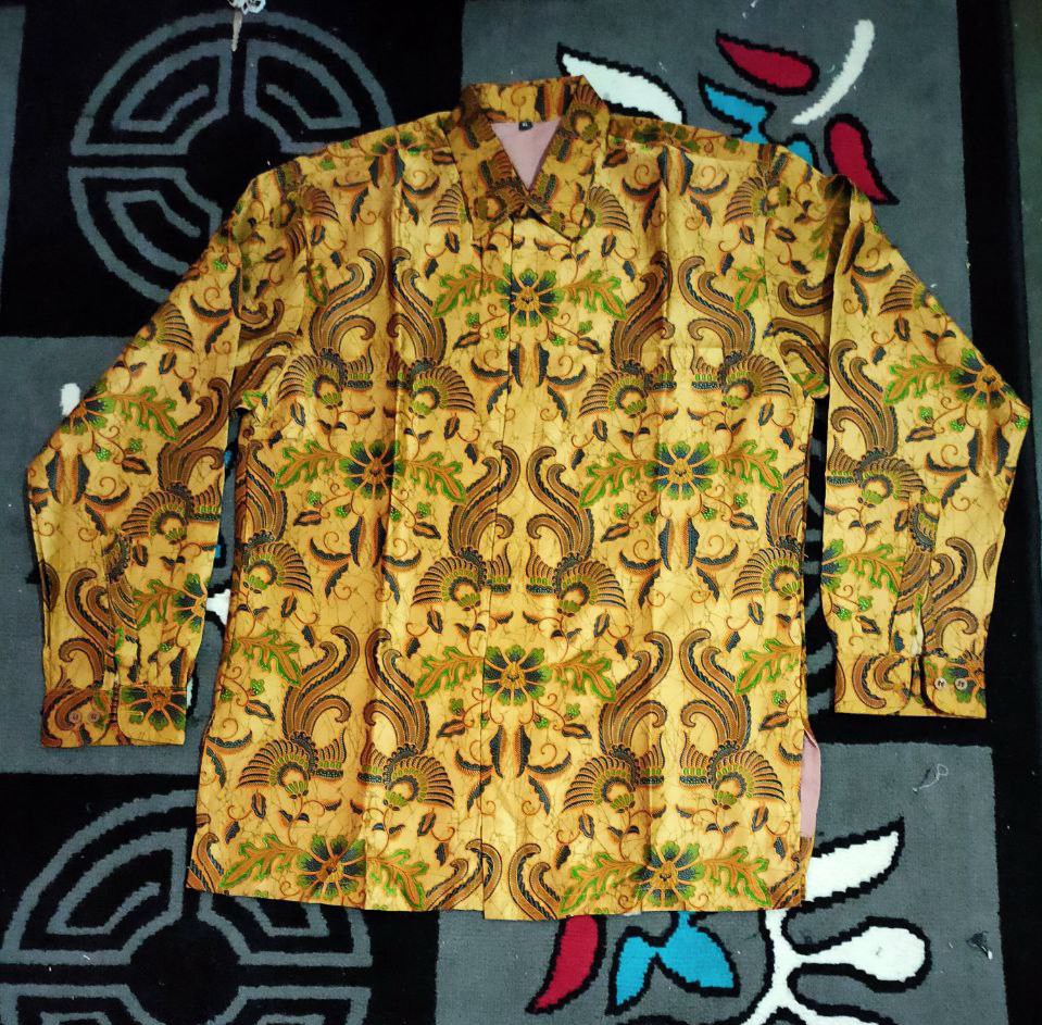 Kemeja Batik Pria Semi Sutra Silky  Premium  Puring Istimewa