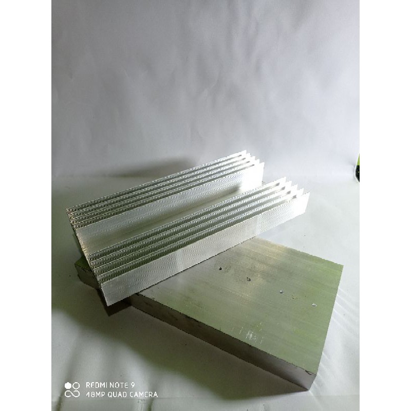 Headsink pendingin transistor Heatsink pendingin transistor Hetsing 20 cm