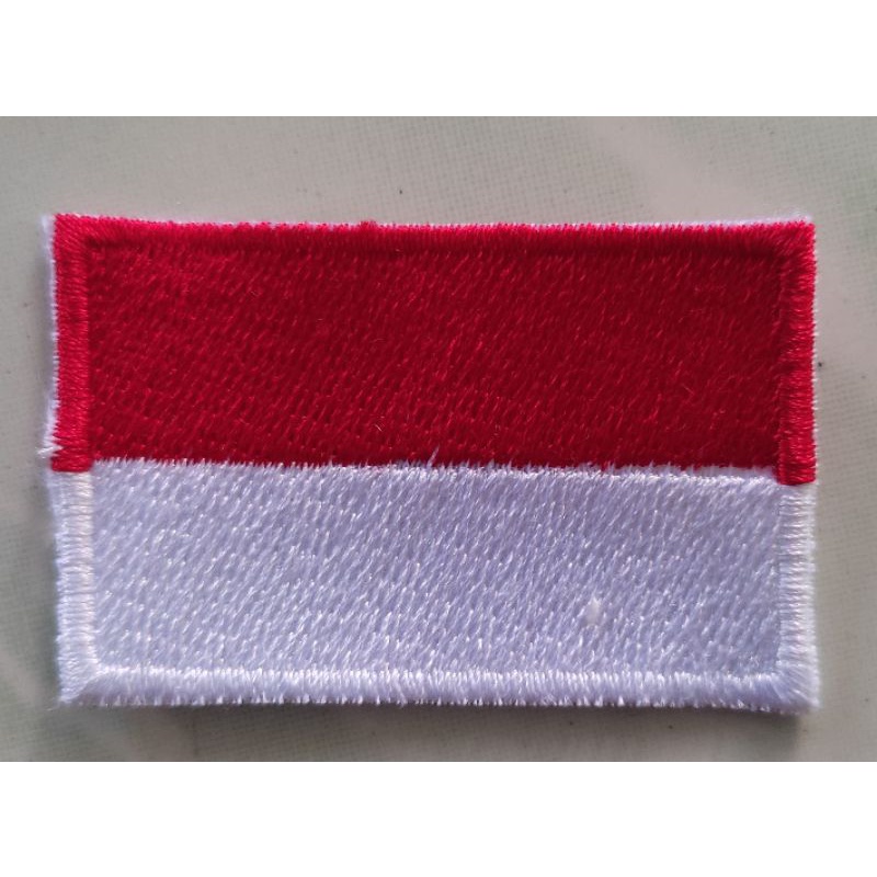 

Merah putih 3x5cm