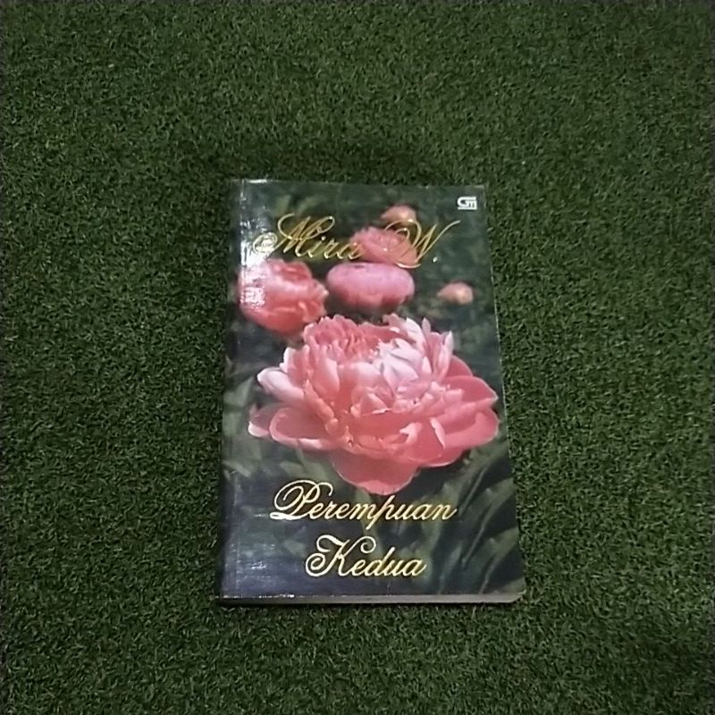 NOVEL MIRA W PEREMPUAN KEDUA