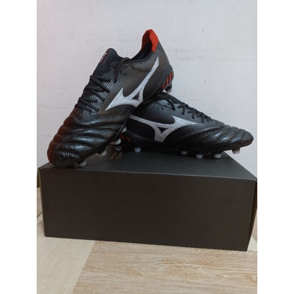 Sepatu Bola Mizuno Morelia Neo 3 Beta Black White