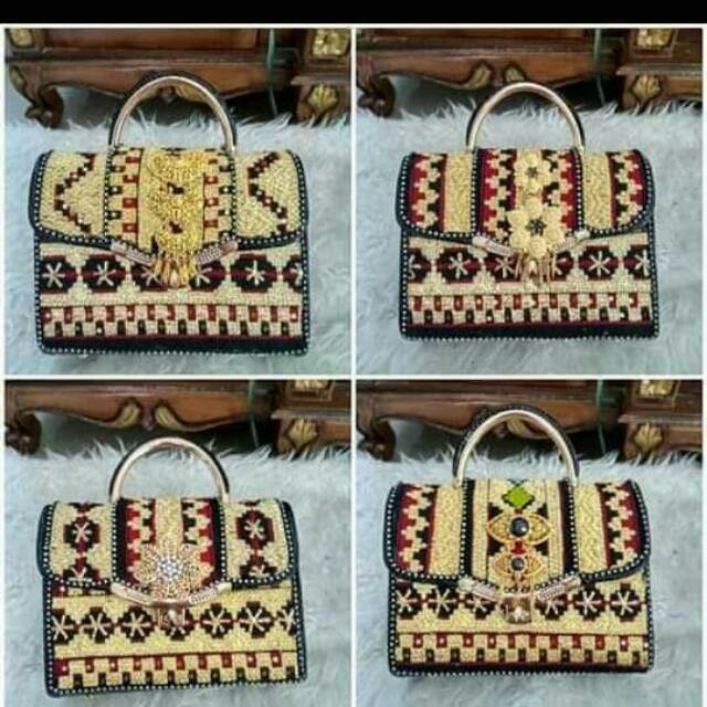 Tas tapis khas daerah lampung