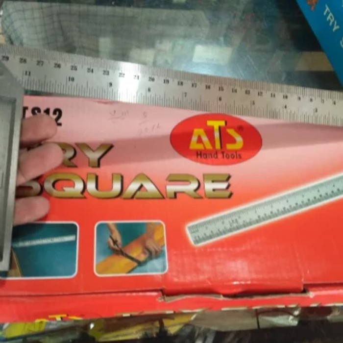 

Penggaris Siku ATS Hand Tools TS 12