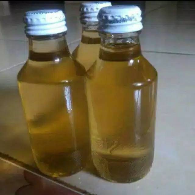 

Minyak Kelapa Asli 100% Home made/minyak kletik