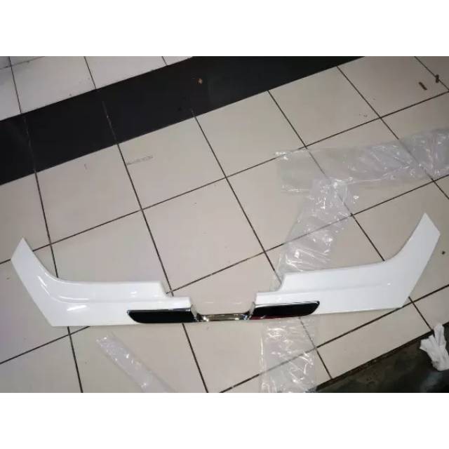 Ducktail honda brio