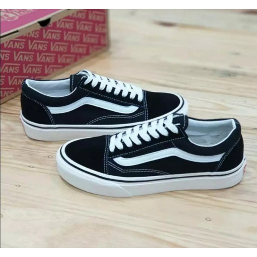 COD Sepatu Oldskool BW Clasik Ultra Cush sepatu sekolah sepatu kerja hitam lis putih pria wanitakets