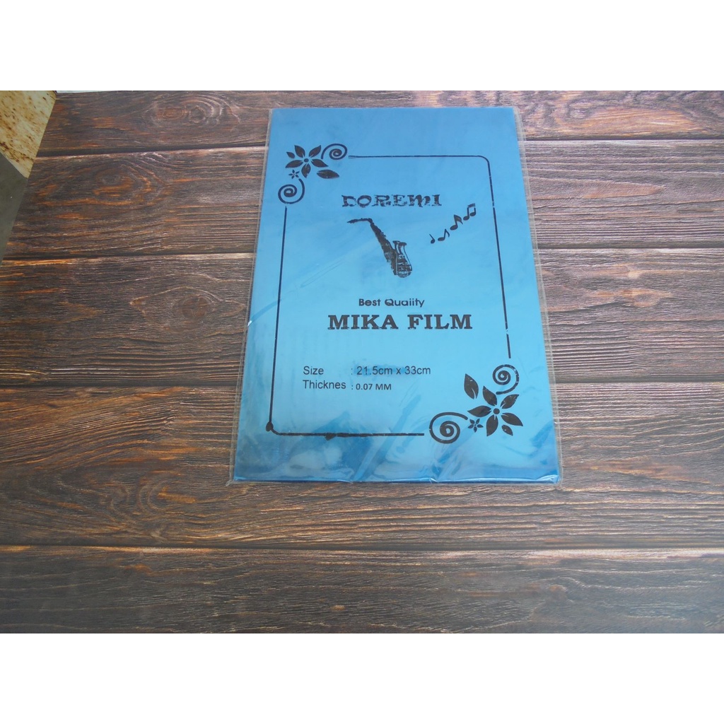 

Plastik Mika Wrn Biru Muda