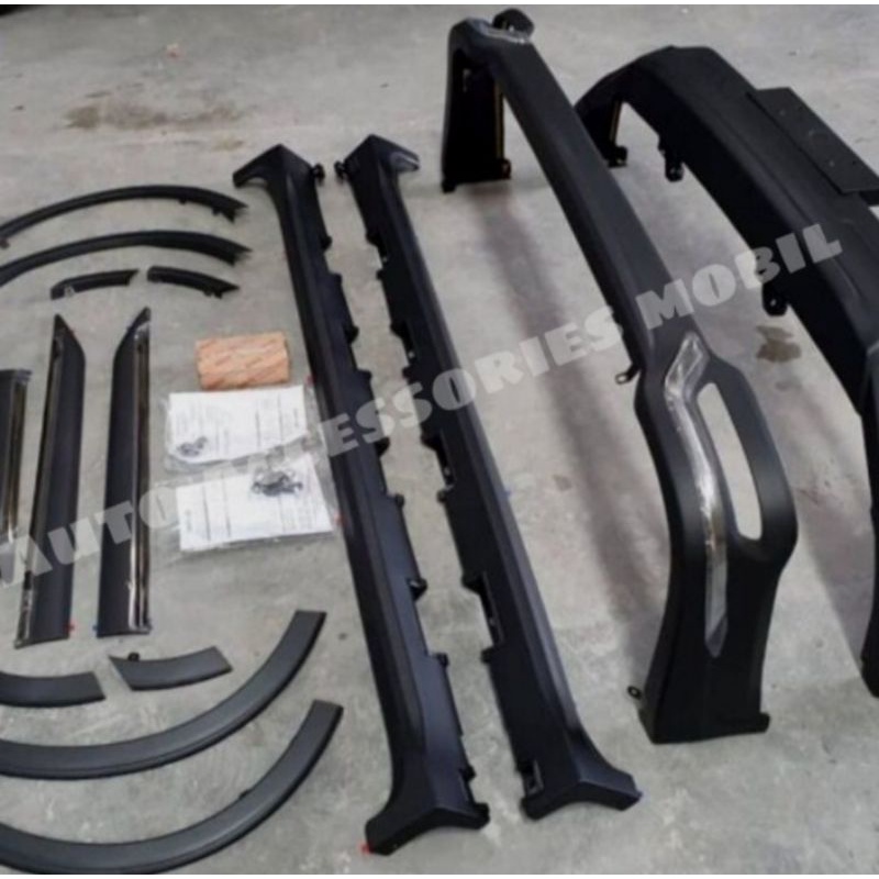 Bodykit Innova Venturer 2021 original Toyota 16 pcs full set