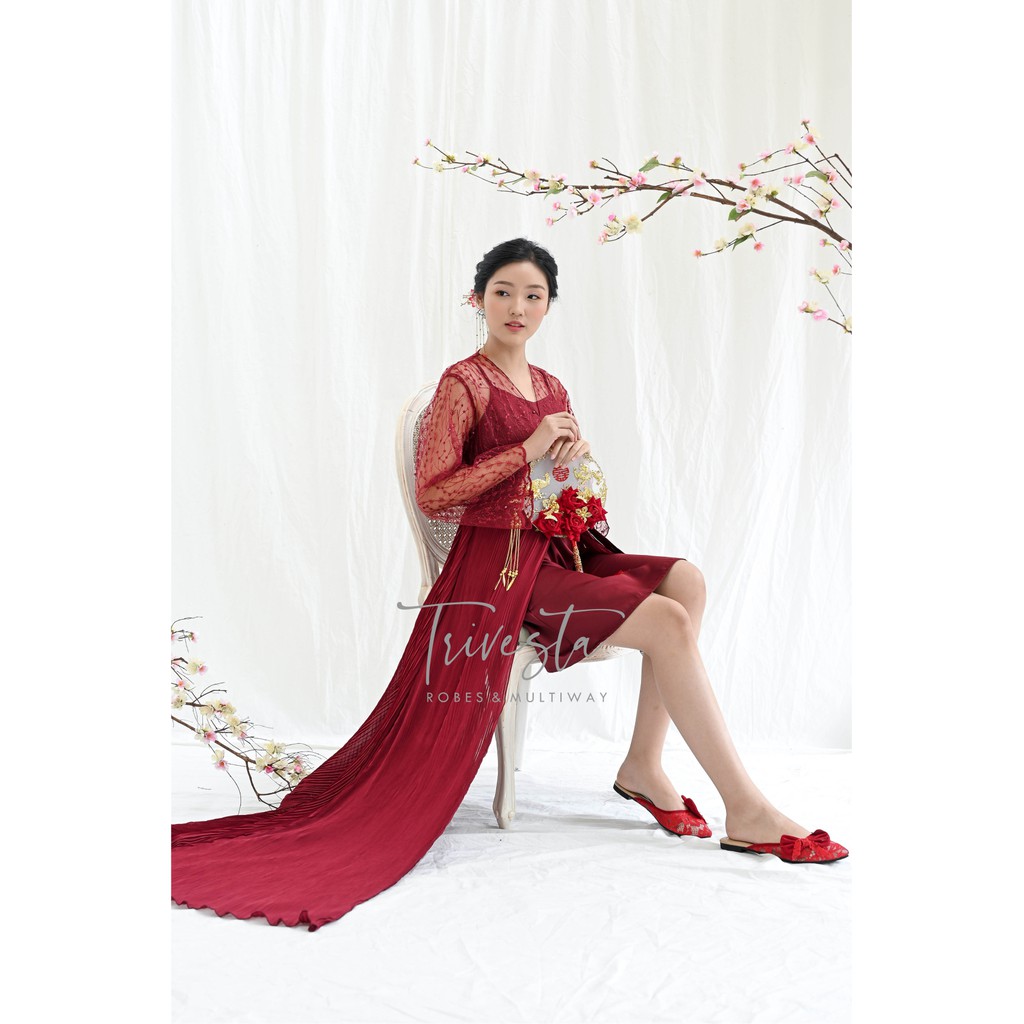 Clarkia Robe in Maroon - Sangjit Tingjing Lamaran Robe Kimono Pengantin