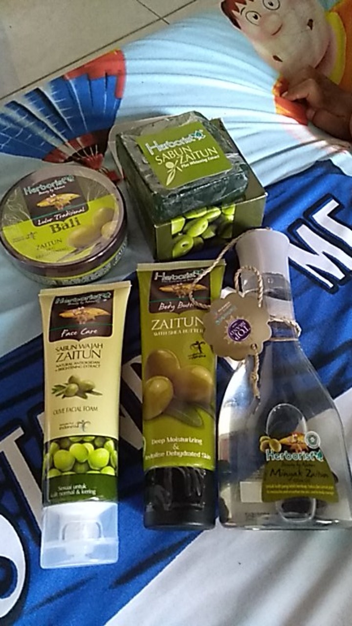 Herborist Zaitun Series (myk 150, Ff 80, Sabun Batang, Lulur 100, B Butter Zaitun)