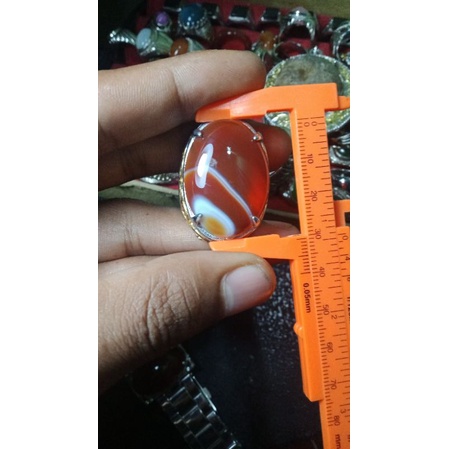 batu akik merah putih
