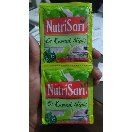 

Nutrisari Es Kuwud Nipis Renteng Isi 10 Sachet