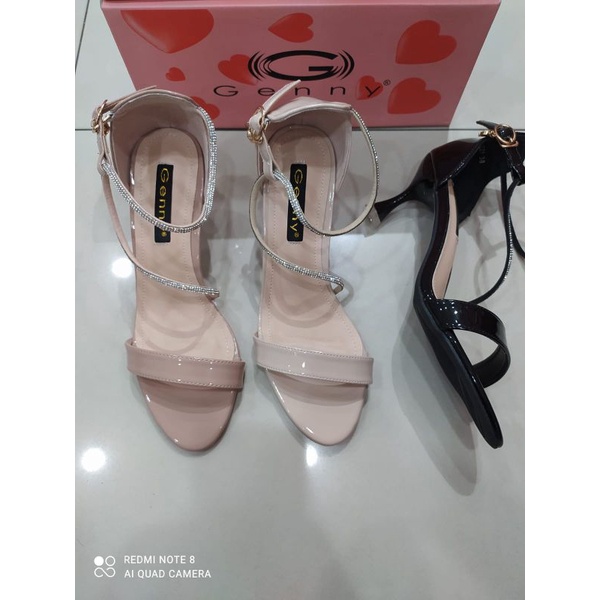 Sepatu Pesta Merek Genny