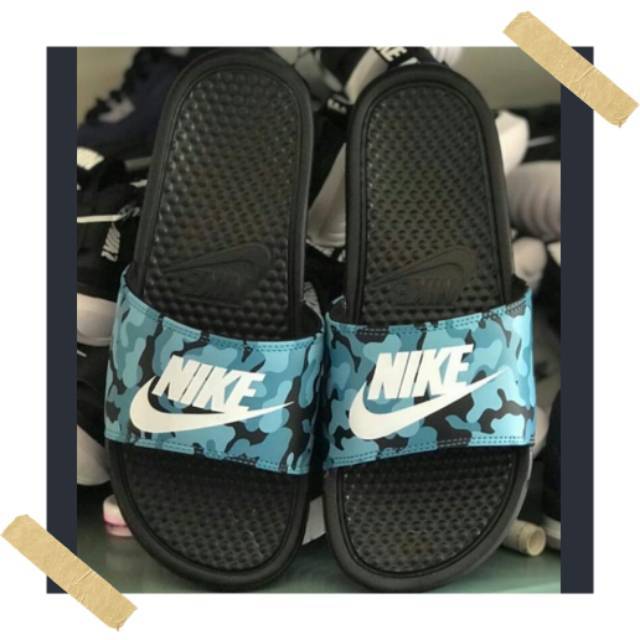 sandal nike benassi swoosh