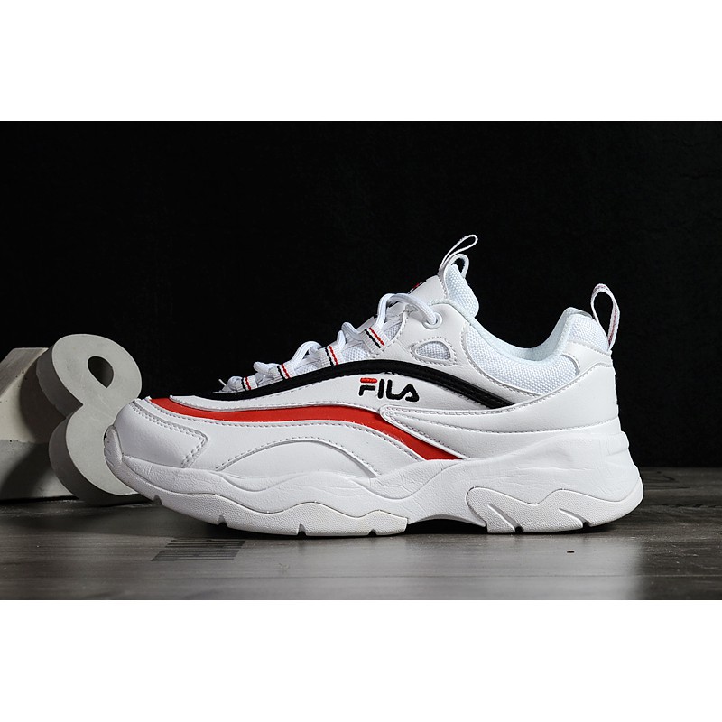 white shoes fila sneakers