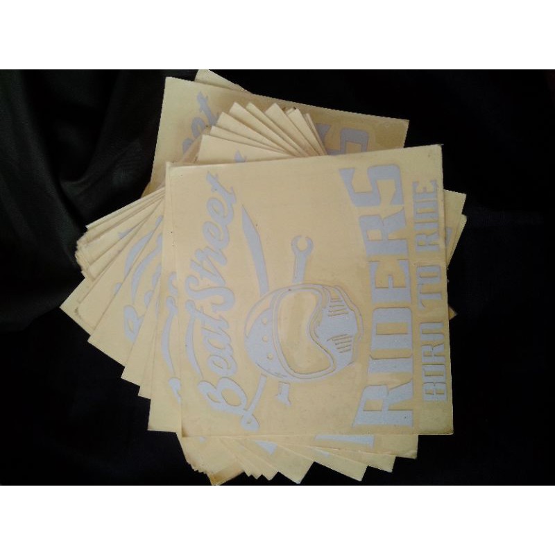 cutting sticker beat street putih