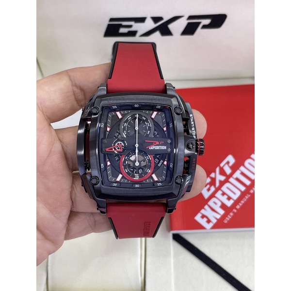 expedition e3008m merah pria