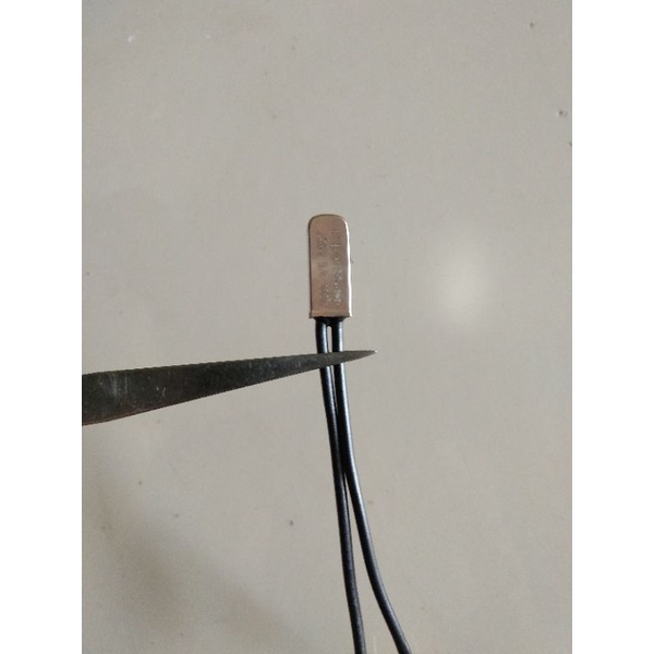 THERMOSTAT KSD9700 NC 100C METAL