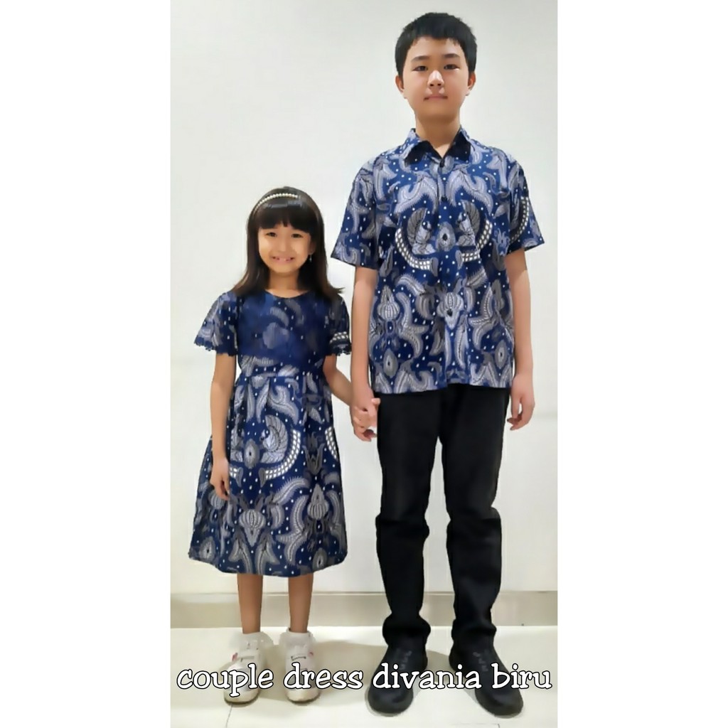 Batik couple keluarga modern anak jumbo terbaru 2021 brokat kopel cople kople sarimbit divania biru