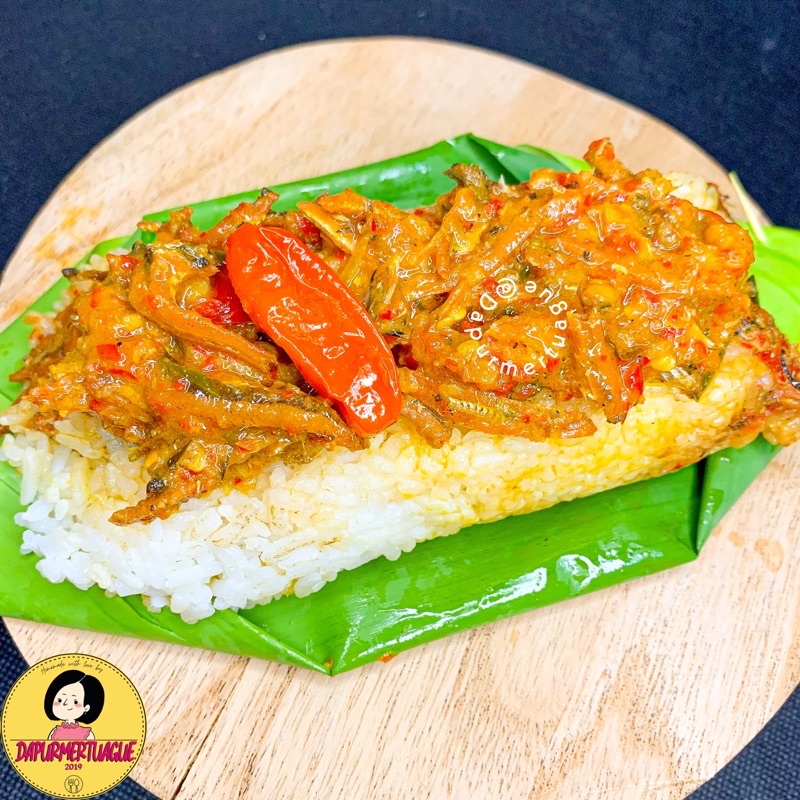 

NASI BAKAR SAMBAL TERI / NASI BAKAR TERI / NASI BAKAR TERI ASIN / NASI BAKAR ENAK