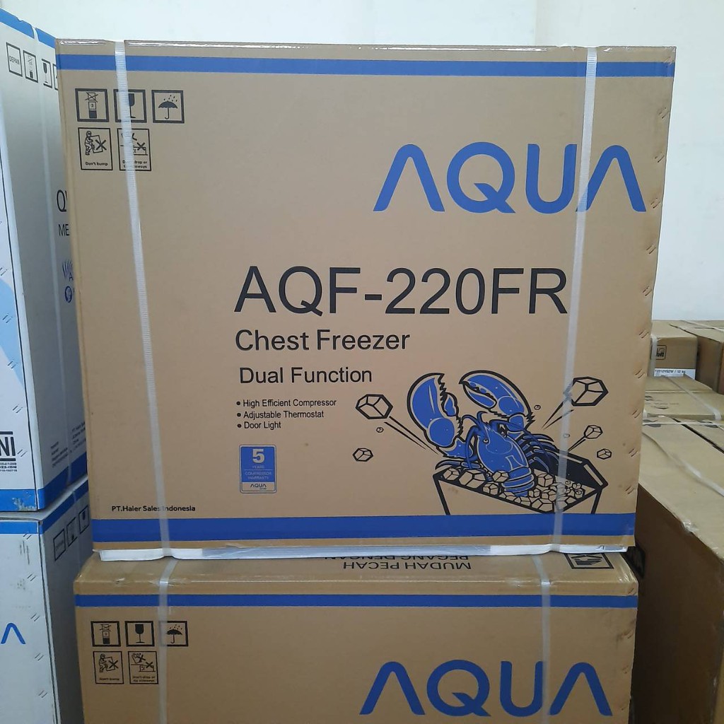 AQUA Chest Freezer / Box Freezer 203 Liter AQF-220FR 203L AQF 220